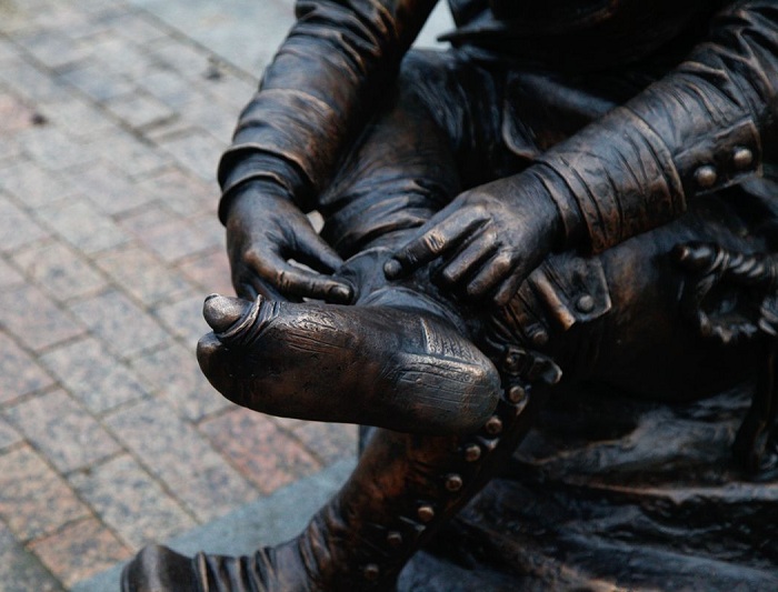 Почему пензяк Толстопятый, какой ювелир помогает найти пару и другие скульптурные странности на улицах Пензы