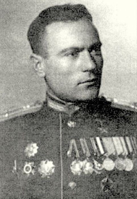 Почему Герой Советского Союза лётчик Сергей Щиров пытался сбежать из СССР