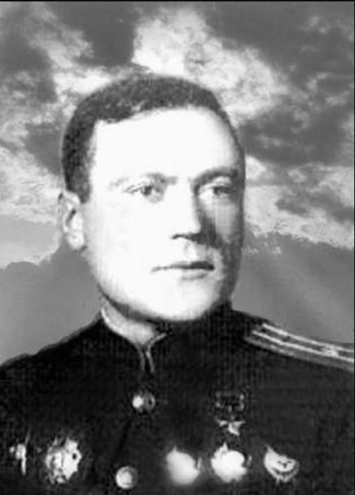 Почему Герой Советского Союза лётчик Сергей Щиров пытался сбежать из СССР