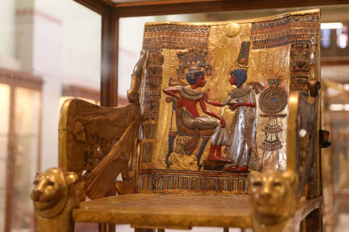 Астрономический потолок, золотой трон и другие знаковые произведения искусства Древнего Египта, по которым можно изучать историю