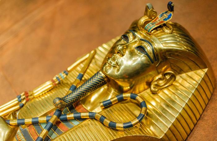 Астрономический потолок, золотой трон и другие знаковые произведения искусства Древнего Египта, по которым можно изучать историю