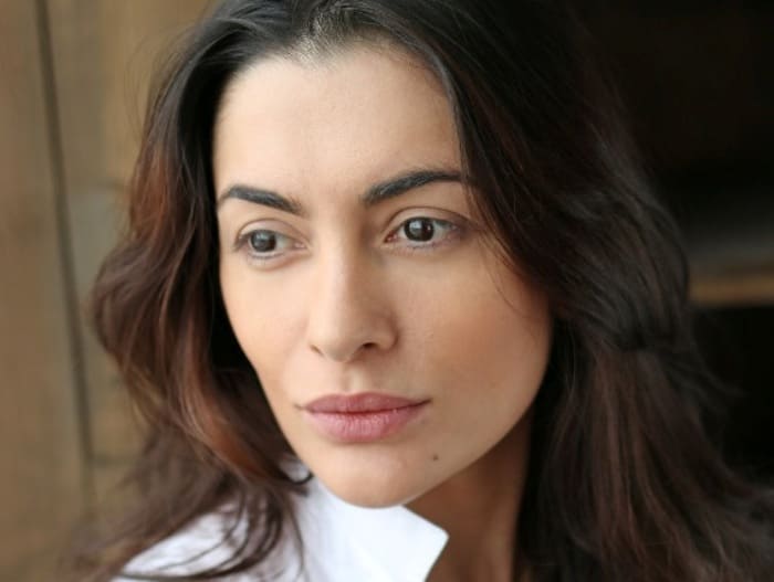 Горячая кровь: 5 современных российских актрис с цыганскими корнями