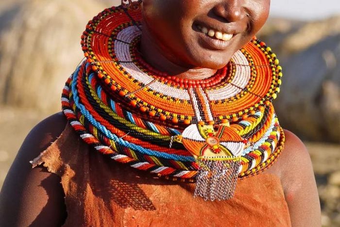 Когти, кости и монеты: Какие этнические украшения носят женщины в разных уголках мира