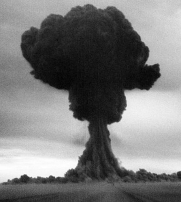 Операция «Энормоз»: Какую роль сыграли советские разведчики в создании ядерной бомбы в СССР