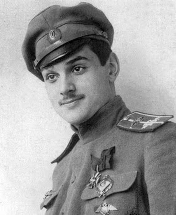 Как советские лётчики, оставшиеся без ног, воевали в небе с фашистами