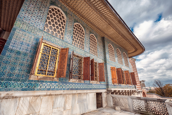 Почему некоторых османских султанов воспитывали в клетках
