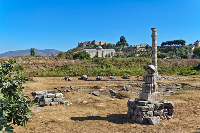 Зачем на самом деле Герострат сжёг одно из чудес света — храм Артемиды