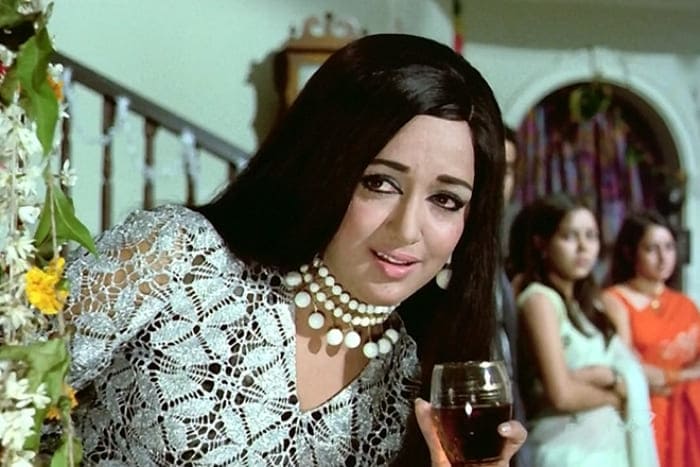 Как сложилась судьба звезды «Зиты и Гиты» Хемы Малини: Жизнь, как индийское кино