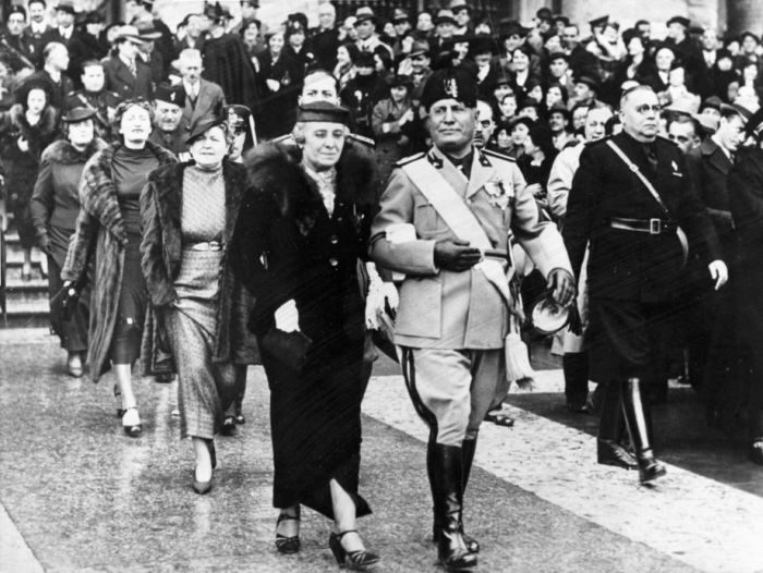 Можно ли до самозабвения любить диктатора: Бенито Муссолини и Клариче Петаччи