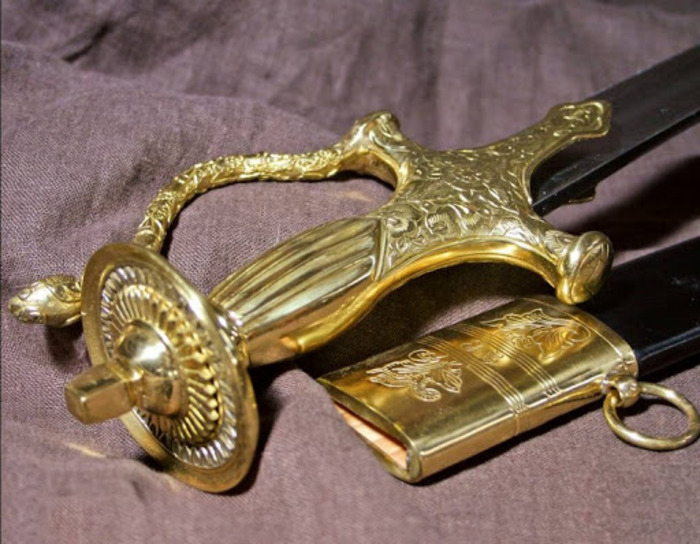 Почему сабля тальвар считалась символом доблести у индийских воинов